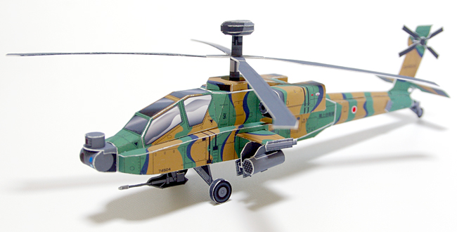 Maqueta 3D recortable del helicóptero militar AH-64D. Manualidades a Raudales.
